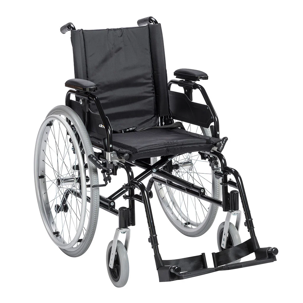 Lynx Ultra Lightweight Wheelchair, Swing away Footrests, 20″ Seat
