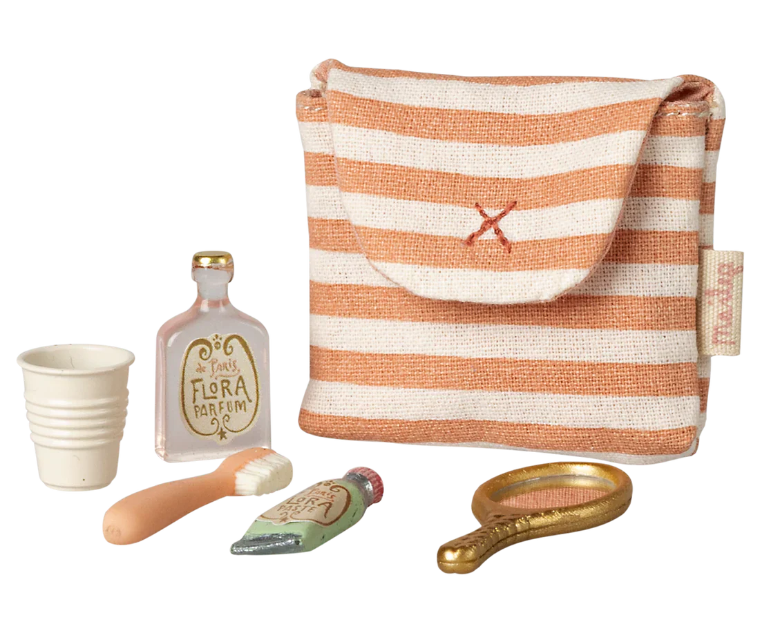 TOOTHBRUSH SET IN BAG, MOUSE – RED STRIPE